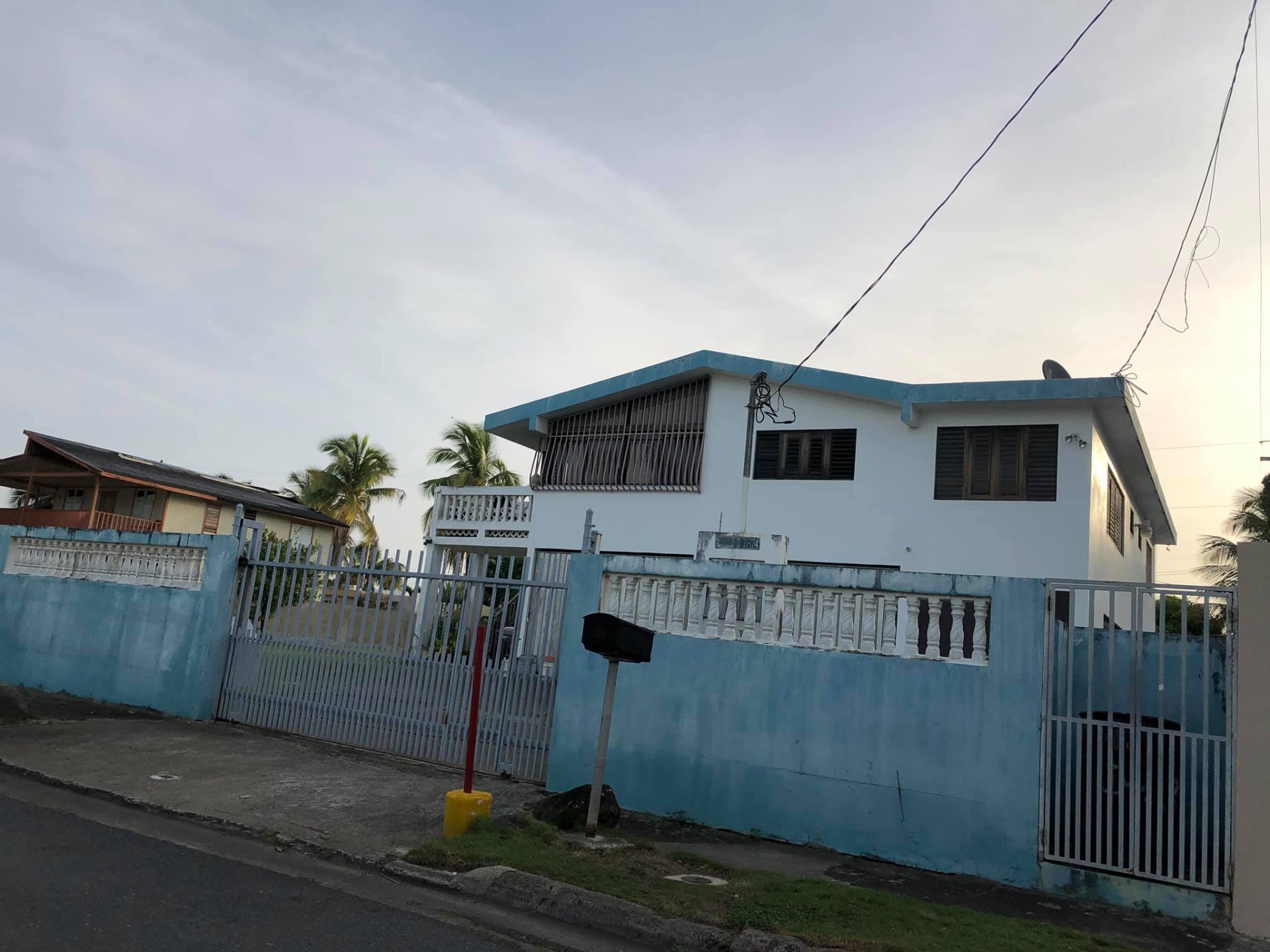 Casa de dos niveles